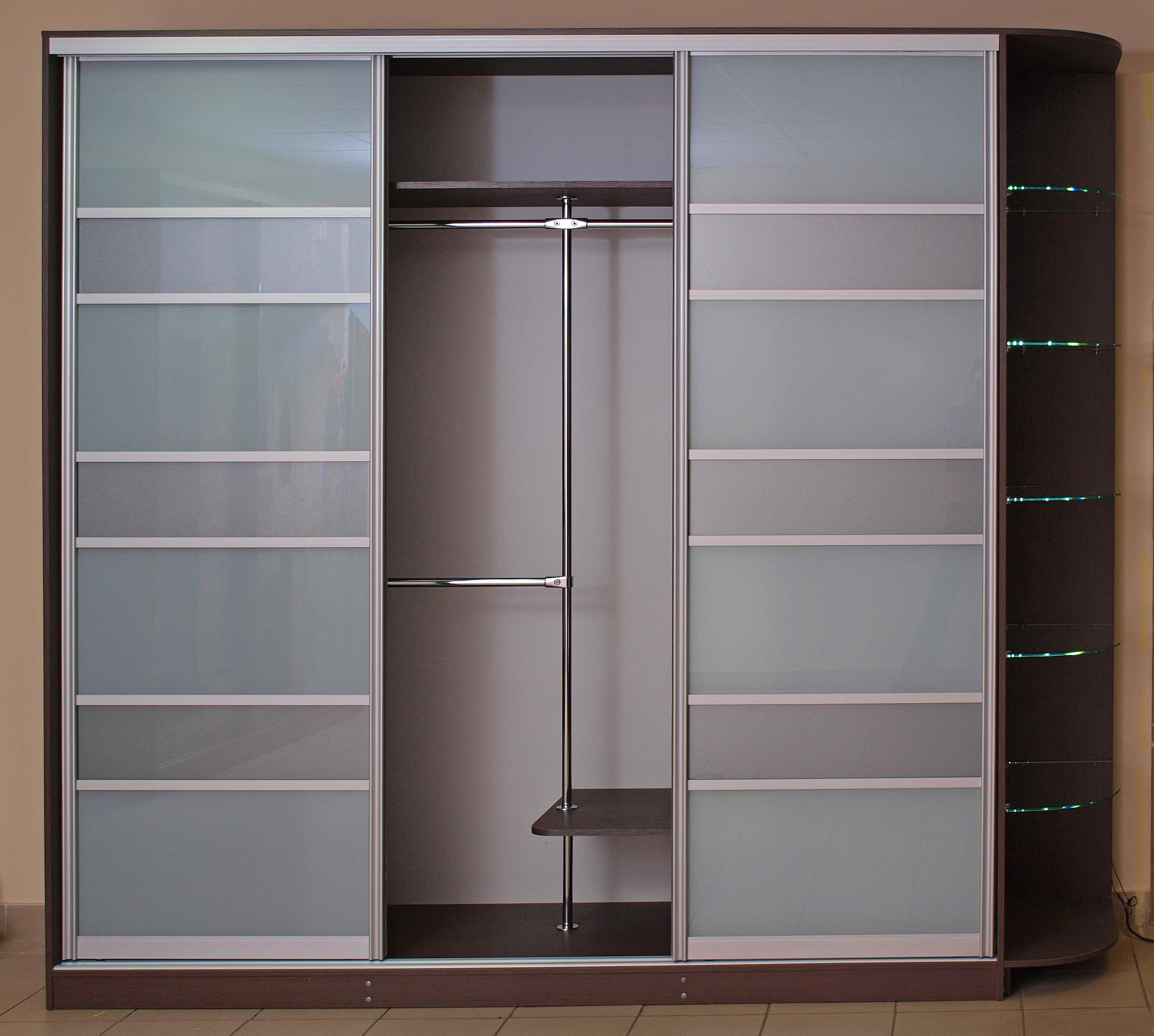 Шкаф купе сделанный на заказ